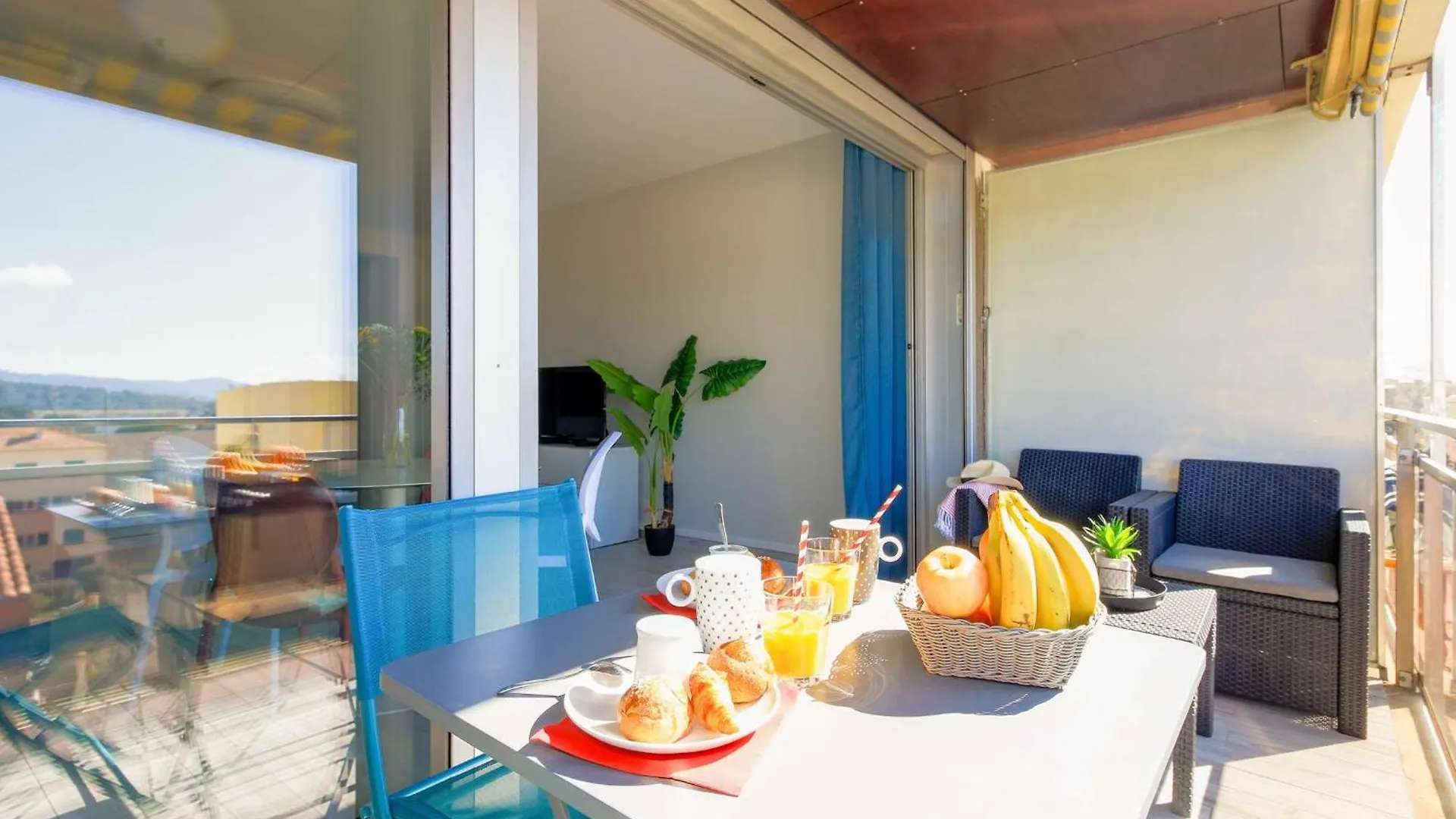 Apartment Select'Sohome - Studio Au Coeur Du Centre-Ville Du Lavandou A Quelques Pas De La Plage ! - Services Hoteliers - Arev Le Lavandou